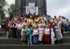 Нас багато і нас не подолати (фоторепортаж із Києва) Нас багато і нас не подолати (фоторепортаж із Києва)