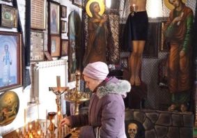 Крізь час і простір (відео)