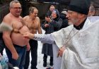 Освячення води у нашому храмі (відео) Освячення води у нашому храмі (відео)