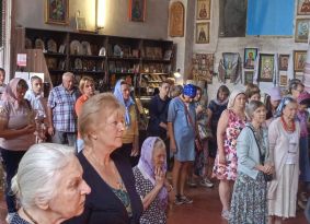 О 9.00 в нашому храмі перед Літургією хвилина мовчання О 9.00 в нашому храмі перед Літургією хвилина мовчання